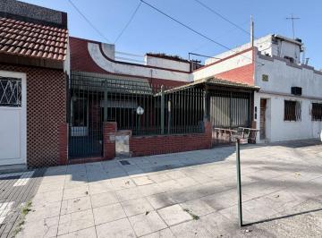 Casa de 4 ambientes, Lanús · Venta Casa 4 Ambientes Valentin Alsina