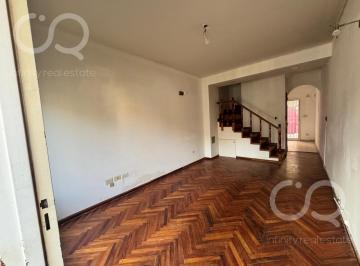 Casa · 78m² · 3 Ambientes · 1 Cochera · Oportunidad! Venta Duplex en Hermosa Zona de Ramos Mejia