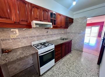 Departamento · 65m² · 3 Ambientes · Departamento Tres Ambientes en Alquiler - Quilmes Centro - Peatonal