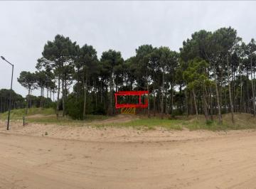 Terreno · 1050m² · Terreno en Venta - Bosques - Pinamar