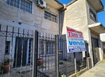 Casa de 4 ambientes, La Matanza · Excelente Inmueble 4 Amb. C/ Amplio Deposito