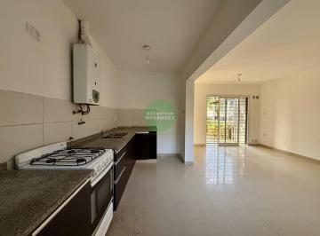 Casa · 130m² · 7 Ambientes · 1 Cochera · 3 Dorm. (1 en Suite) - Patio - Casa en Venta en Rivera Indarte