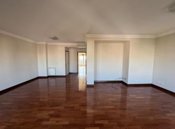 Departamento · 175m² · 4 Ambientes · 1 Cochera · Departamento Cuatro Ambientes con Cochera en Alquiler - Quilmes Centro