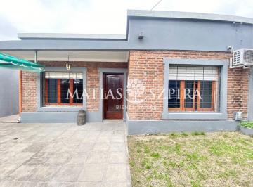 Casa · 120m² · 3 Ambientes · 1 Cochera · Casa 3 Ambientes en Ituzaingó Sur