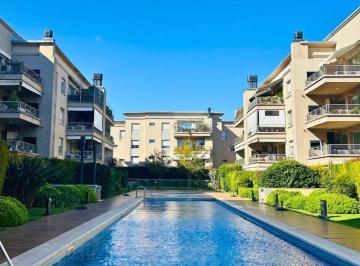 Departamento · 140m² · 5 Ambientes · 1 Cochera · Departamento Espectacular en Alquiler
