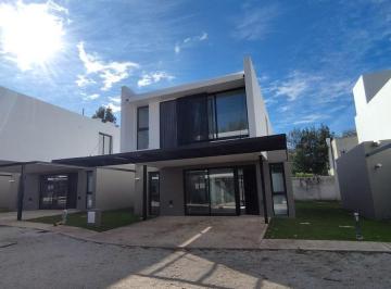 Casa · 130m² · 3 Ambientes · 1 Cochera · Duplexcasa 3 Dorm Housing La Escondida Villa Belgranoarguello