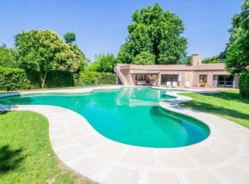 Casa · 708m² · 15 Ambientes · 9 Cocheras · Casa en Alquiler Amoblado 7 Dorm. en Highland Park Cc