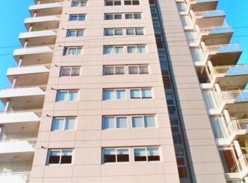 Departamento · 84m² · 3 Ambientes · 1 Cochera · Ver Video - Amoblado - Excelente 3 Amb. con Vista Panorámica.