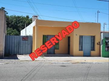 Casa · 160m² · 4 Ambientes · 3 Cocheras · Casa en Villa Krause