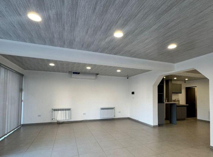 Oficina comercial · 80m² · 2 Ambientes