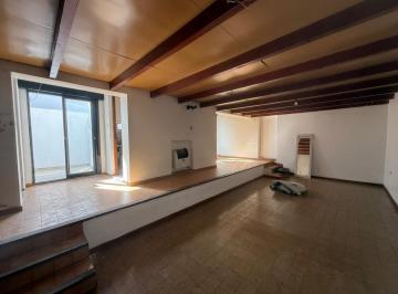 PH · 51m² · 3 Ambientes · PH en Venta de Dos Dorm.. 64 E/ 9 y 10