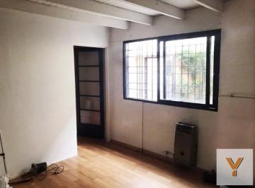 Casa · 70m² · 3 Ambientes · Casa en Alquiler - 2 Dorm. 1 Baño - La Plata