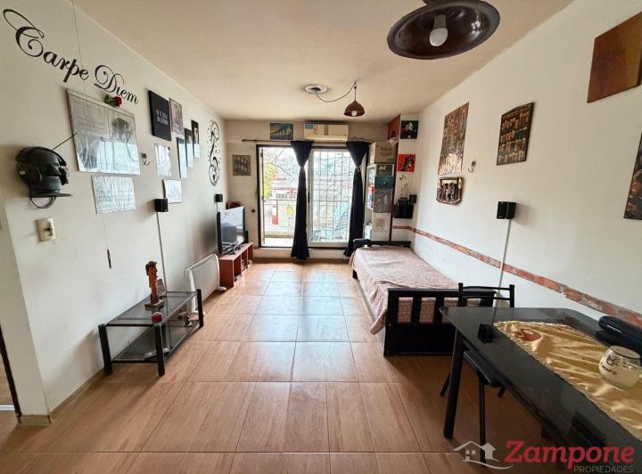 Departamento 2 Ambientes con Balcón