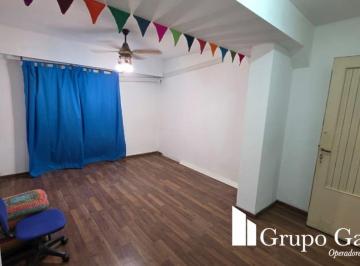 Oficina comercial de 1 ambiente, Villa del Parque · Cuenca 2840 - Oficina 1 Ambiente en Galeria