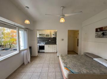 Departamento de 1 ambiente, Mar del Plata · Monoambiente a La Calle – Reciclado – Ideal Renta