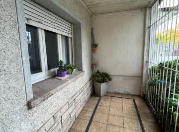 PH · 60m² · 3 Ambientes · Alquiler PH Independiente 3 Ambientes con Patio. El Progreso