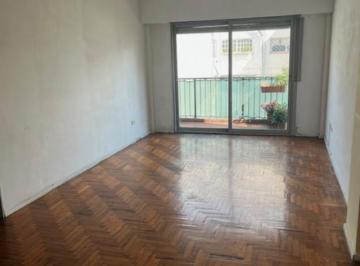 Departamento · 74m² · 4 Ambientes · 1 Cochera · Departamento en Bartolome Mitre 3700 Piso 5 con Cochera/ Contrafte