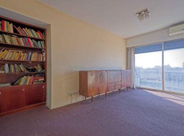 Departamento · 50m² · 3 Ambientes · Venta de 3 Ambientes Piso Alto Recoleta