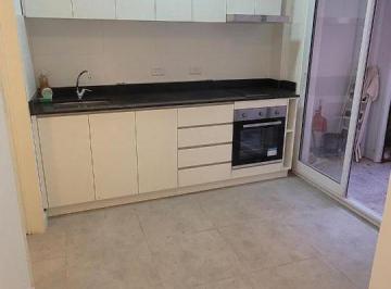 Departamento de 1 ambiente, Vicente López · Excelente Dpto 1 Amb con Patio