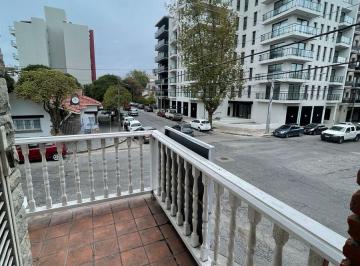 Oficina comercial · 80m² · 3 Ambientes · Alquiler 24 Meses | Profesional o Comercial| Sin Expensas | Arenales y Castelli | Chauvin