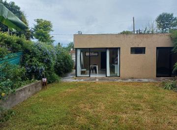 Casa · 50m² · 3 Ambientes · Gza. Venta. Casa 3 Ambientes con Pileta en Terreno de 300 m². Barrio de Vicenzo, Pilar