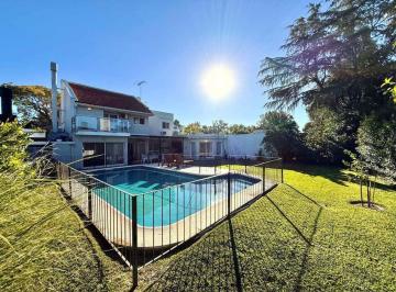 Casa · 153m² · 7 Ambientes · 3 Cocheras · Venta Casa 7 Ambientes Pilar Country Club