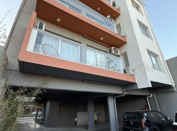 Departamento · 32m² · 1 Ambiente · Funcional - con Cochera - a 50 m Uns