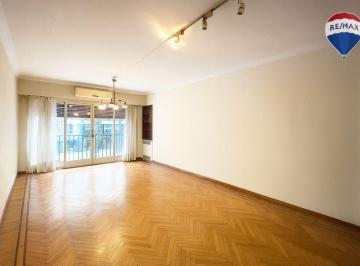 Departamento · 122m² · 4 Ambientes · Vende 4 Ambientes C/patio a Refaccionar Belgrano
