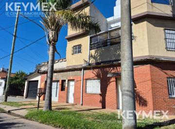 PH · 100m² · 4 Ambientes · PH Lomas del Mirador con Terraza Propia - Se Acepta Permuta Menor Valor