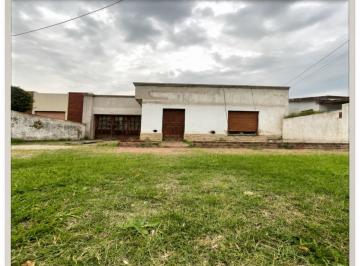 Casa de 3 ambientes, General Las Heras · Casa en Venta en General Las Heras – Zona Céntrica - Oportunidad - Retasada