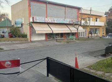 Local comercial · 310m² · Local en Alquiler Sobre Presidente Perón Al 1700