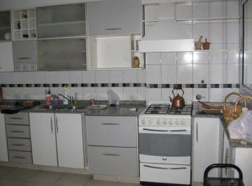 Departamento · 105m² · 4 Ambientes · 3 Ambientes Escritorio Reciclado! a Dos Cuadras del Subte B! Pasteur 500