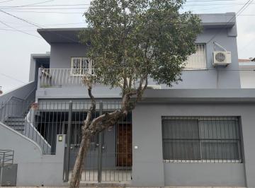 PH · 110m² · 3 Ambientes · Departamento PH en Alquiler en Olivos, Vicente López, G. B. a. Zona Norte