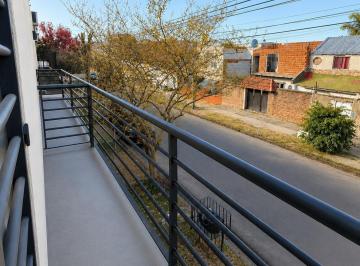 Hotel · 55m² · 2 Ambientes · PH en Alquiler - 1 Dormitorio 1 Baño - 55 m - Avellaneda