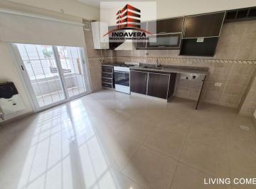 Departamento de 2 ambientes, Tres de Febrero · Departamento 2 Ambientes con Balcón - Impecable Estado - 38 m² en Caseros Centro