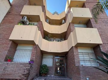 Departamento de 2 ambientes, Córdoba · General Paz - Alquiler - 1 Dorm. 1 Baño. 2 Patios Externos!