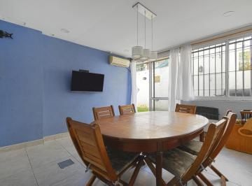 PH · 102m² · 4 Ambientes · Venta PH 5 Ambientes con Patio en Saavedra