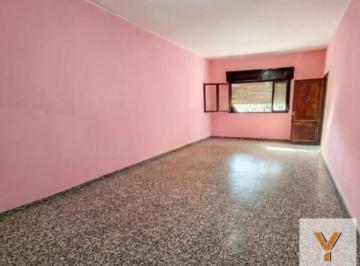 Casa · 110m² · 3 Ambientes · Casa en Venta - 2 Dorm. 1 Baño - Berazategui
