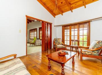 Casa · 95m² · 4 Ambientes · Venta Casa de Altos en Barrio Napostá. a Minutos a Pie del Centro de Bahía Blanca