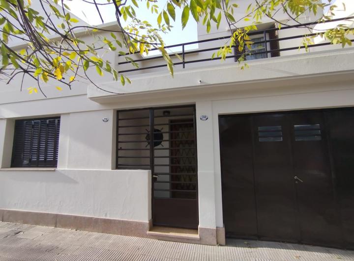 Casa · 207m² · 5 Ambientes · 1 Cochera