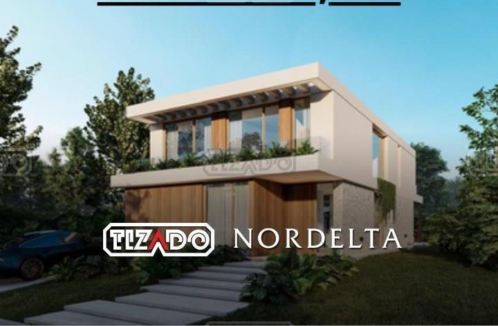 Casa · 230m² · 5 Ambientes · 2 Cocheras