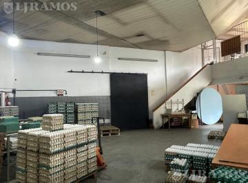 Depósito · 329m² · Depósito en Tres de Febrero