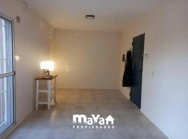 Casa en alquiler en Belen de Escobar · 3 ambientes