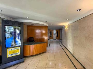 Departamento de 3 ambientes, Belgrano · Depto. de 3 Amb C/ Balcón Vista Panorámica. Vigilancia Las 24 Hs. Grupo Electrógeno.