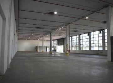Bodega-Galpón · 1150m² · Galpón en Alquiler en Villa Ballester San Martin