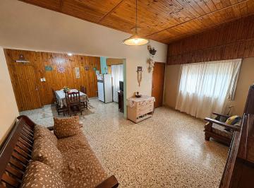 PH · 118m² · 3 Ambientes · 1 Cochera · Venta PH 3 Amb C/cochera - Caseros Apto Credito