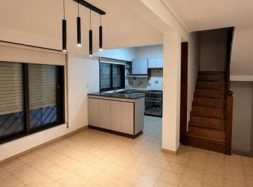 PH · 72m² · 3 Ambientes · 1 Cochera · Tríplex 3 Ambientes con Espacio Guardacoche en Venta - Apto Credito - Quilmes