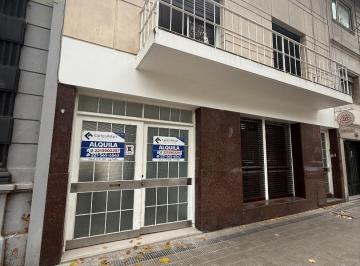 Casa · 180m² · 4 Ambientes · 4 Cocheras · Casa, Cochera Pasante, Patio 3/4 Dormis, Impecable