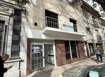 Casa · 180m² · 4 Ambientes · 4 Cocheras · Casa, Cochera Pasante, Patio 3/4 Dormis, Impecable
