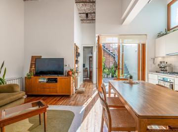 PH · 65m² · 3 Ambientes · PH Refaccionado - Venta - 3 Ambientes - Patio - Amplia Terraza Propia - Colegiales